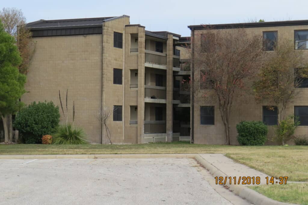 S-Laughlin 255 Dorms