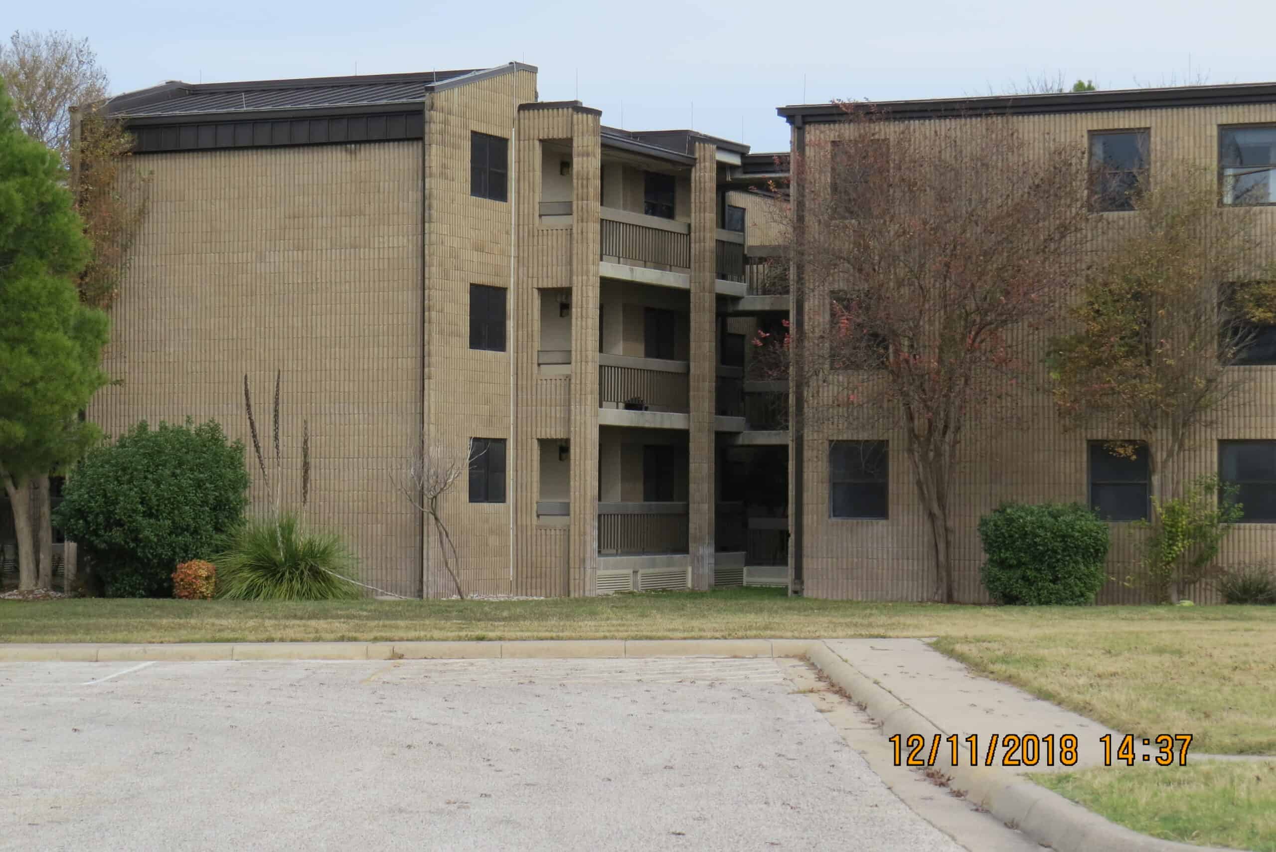 S-Laughlin 255 Dorms